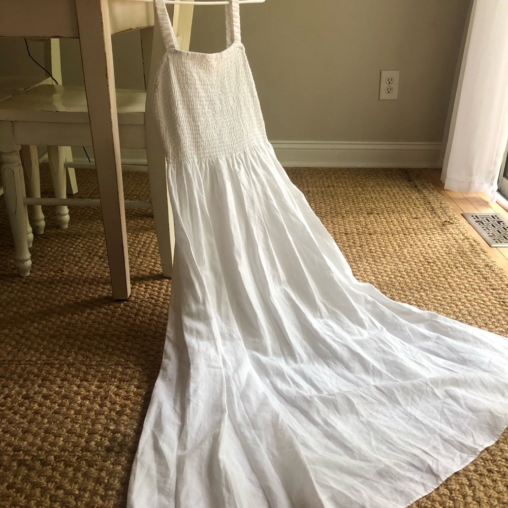 New w Tag: J Crew Smocked Beach Dress. White. Linen Cotton Blend. Size Medium - Picture 1 of 13